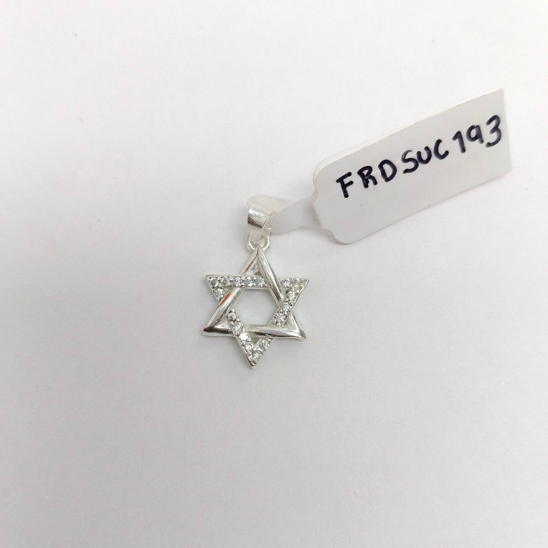 DIJE ESTRELLA DE DAVID C/CIRCONIAS PLATA .925 2.6 GR (NUEVO)