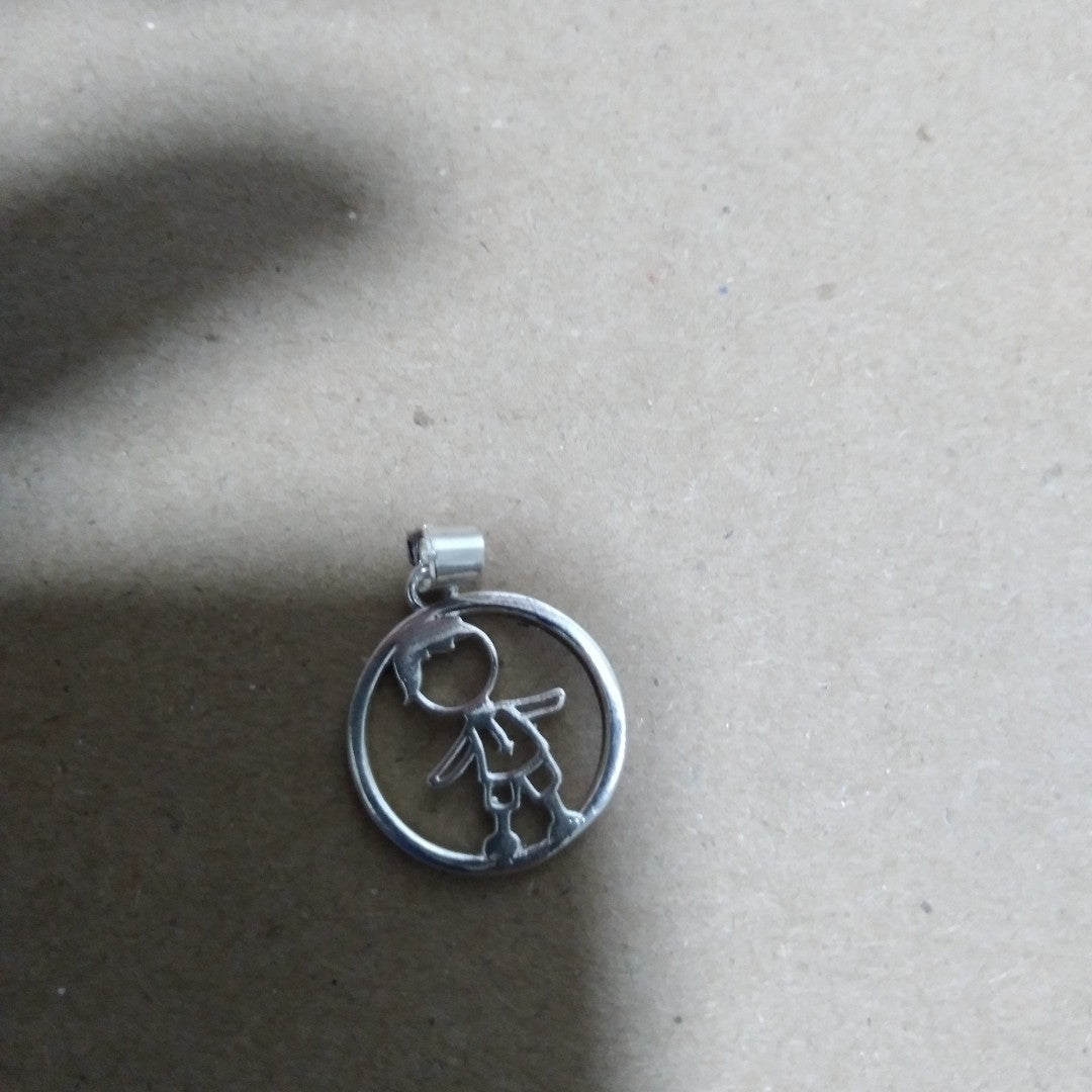 DIJE NIÑO PLATA .925 1.9 GR (NUEVO)