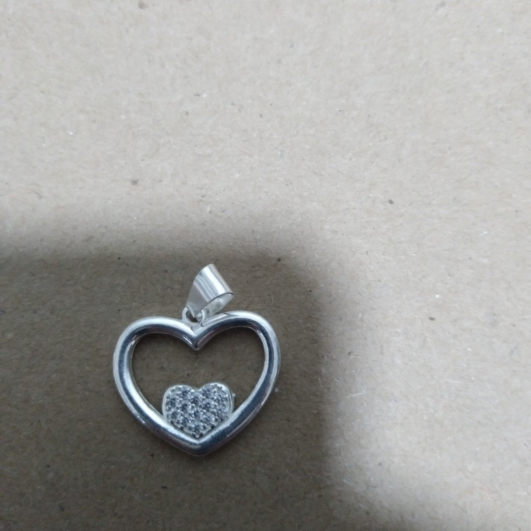 DIJE CORAZON C/CIRCONIAS PLATA .925 2.7 GR (NUEVO)