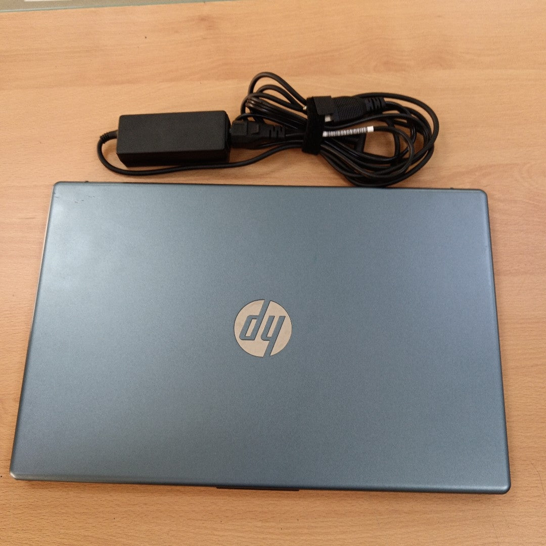LAPTOP HP 15-FD0231LA (2025) 512 GB SSD 8 GB RAM (SEMINUEVO)