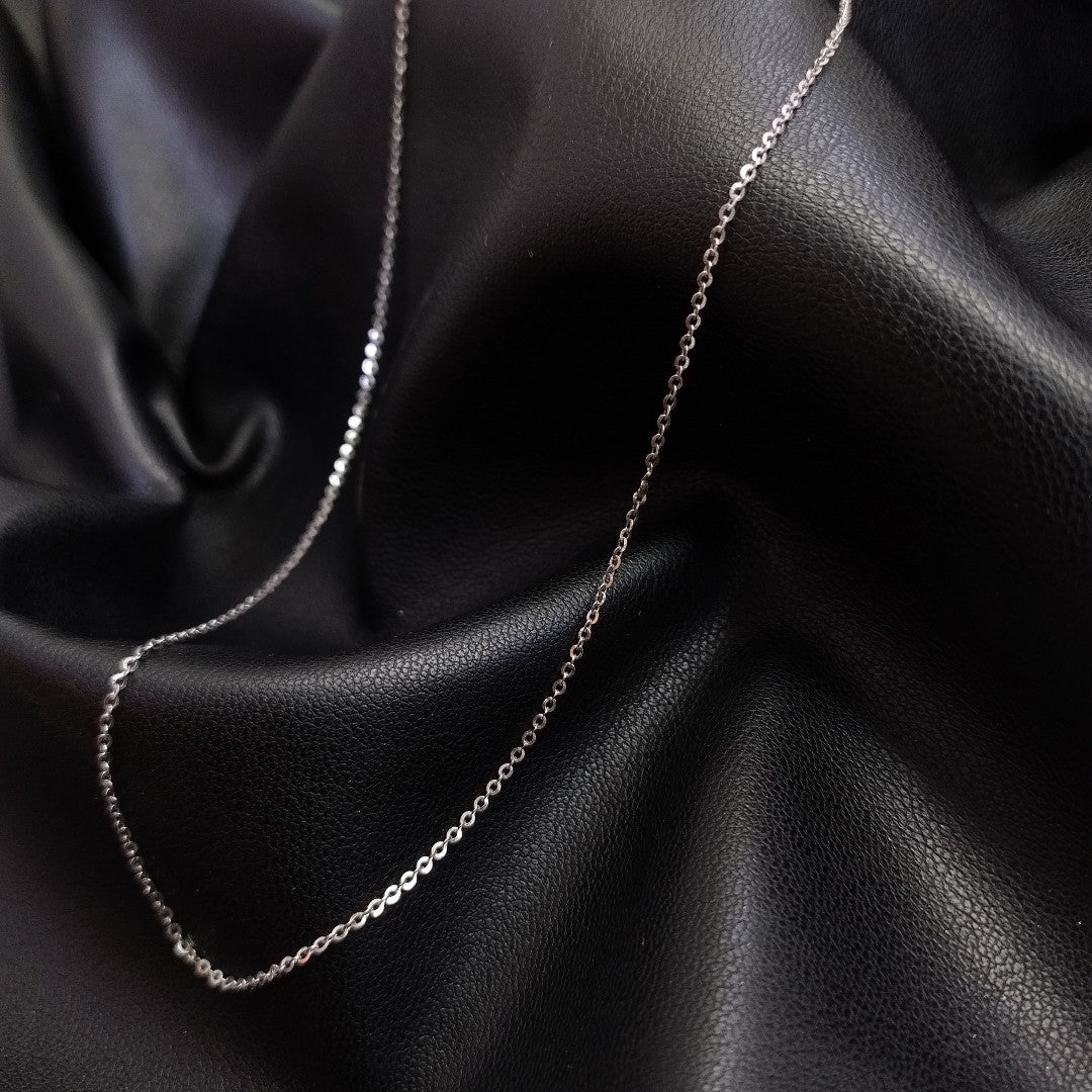 CADENA ORO BLANCO 14 K 1.1 GRMS (SEMINUEVO)