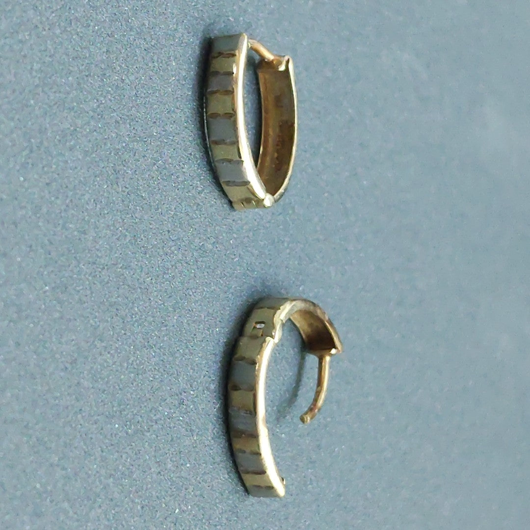 ARETES PAR ORO 10 K 0,90 GRMS (SEMINUEVO)