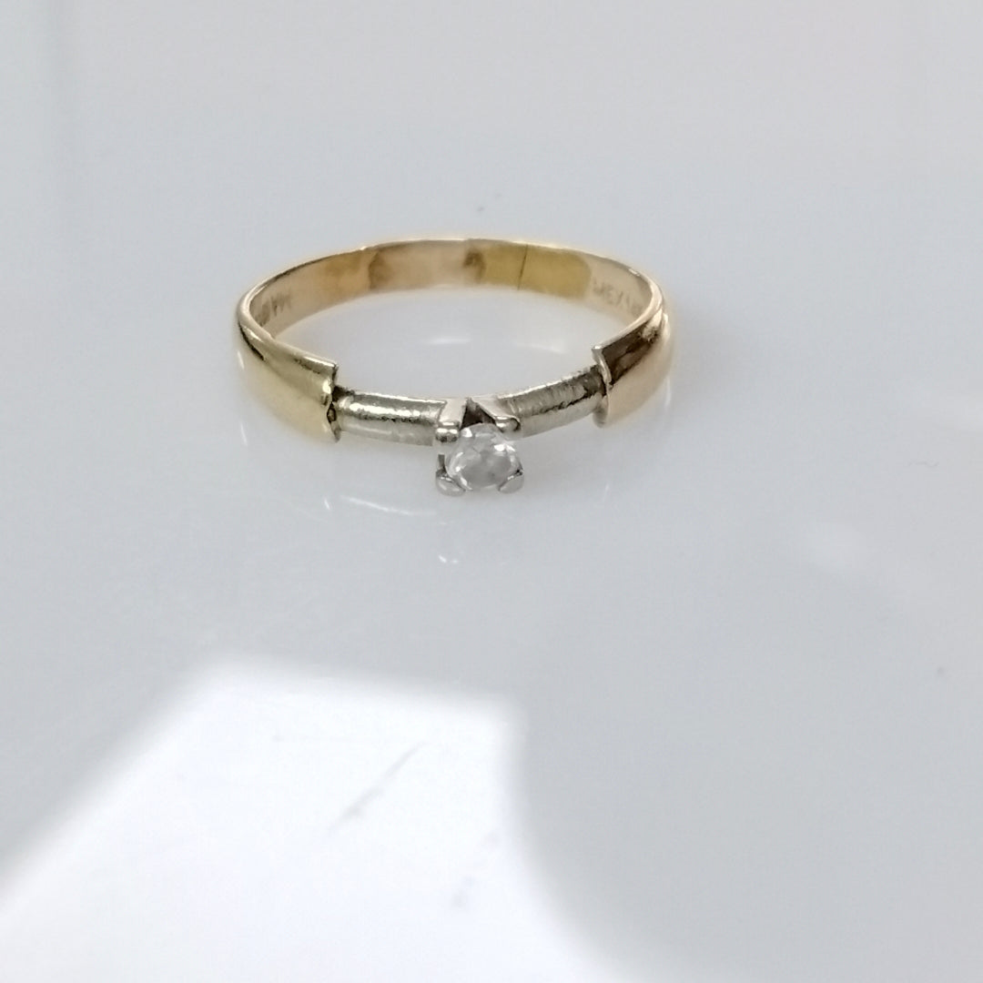 SOLITARIO ORO 14 K 3.1 GRMS (SEMINUEVO)