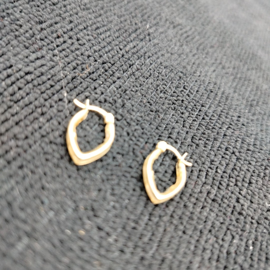 ARRACADAS PAR ORO 10 K 1.5 GRMS (SEMINUEVO)