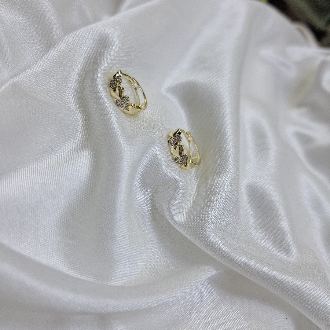 HUGGIES ORO 14K 2.8 (NUEVO)