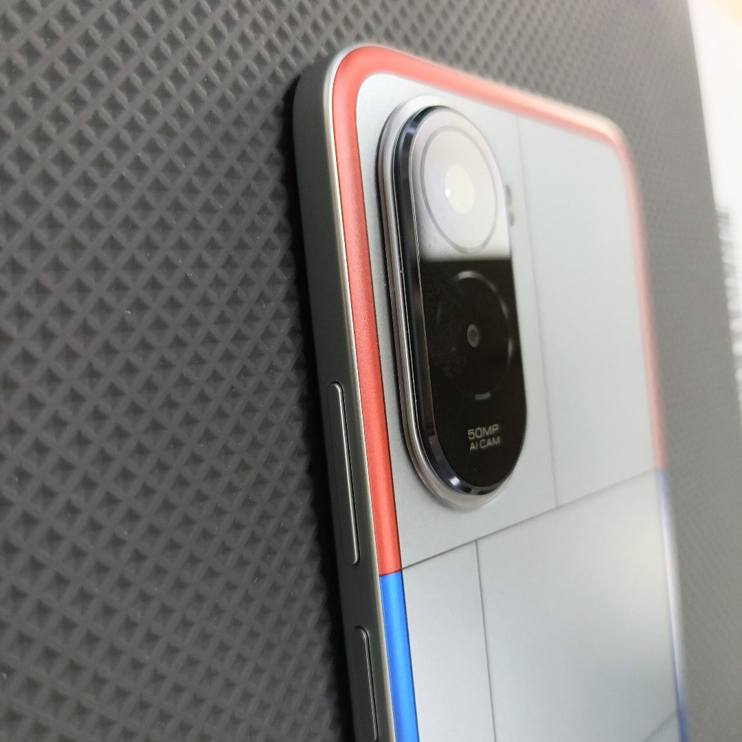 CELULAR XIAOMI POCO M7 25062PC34G (2025) 256 GB 8 GB RAM (SEMINUEVO)