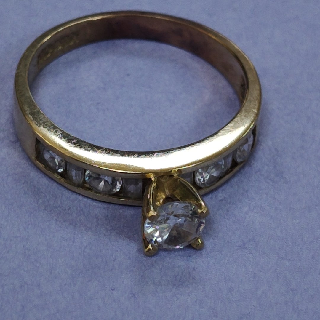 ANILLO ORO 10 K 2.8 GRMS (SEMINUEVO)