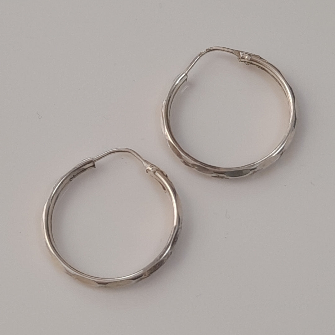 ARRACADAS PAR PLATA 2 GRMS (SEMINUEVO)