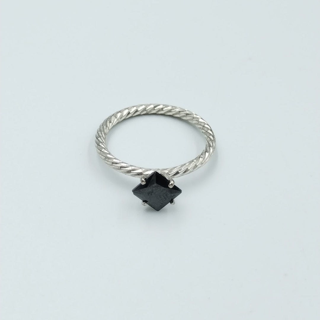 ANILLITO PLATA 4.4 GRMS (SEMINUEVO)
