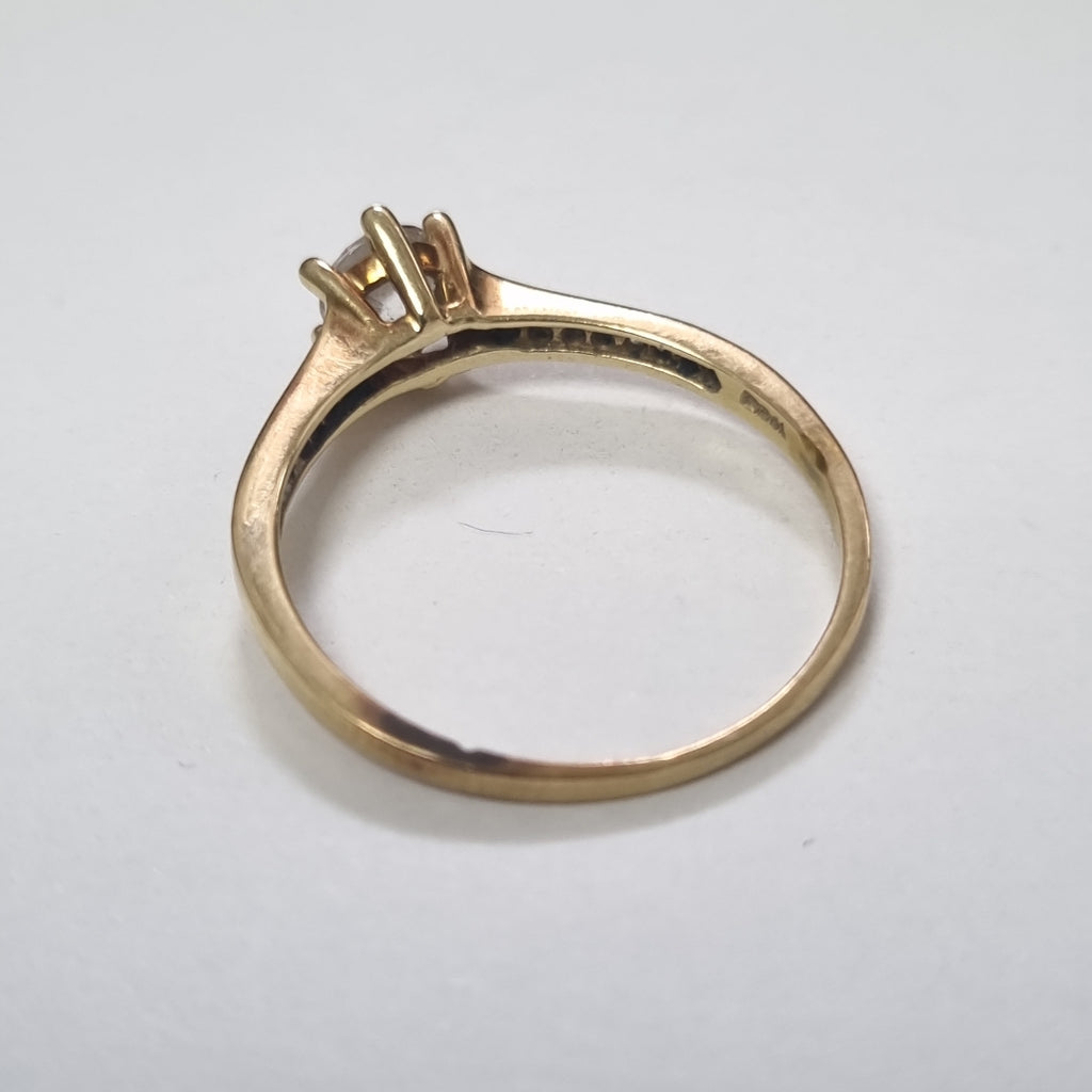 SOLITARIO ORO 14 K 2.4 GRMS (SEMINUEVO)