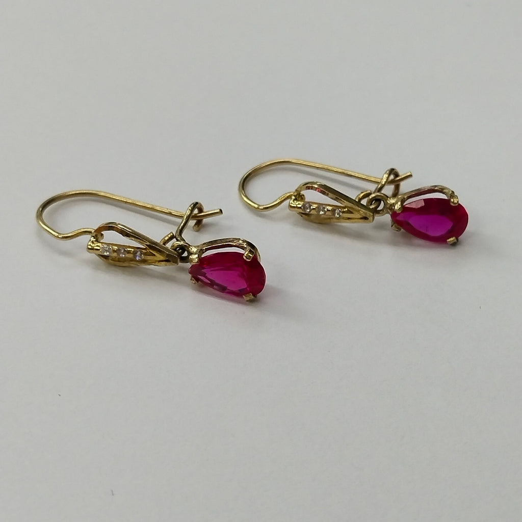 ARETES PAR ORO 10 K 1.8 GRMS (SEMINUEVO)