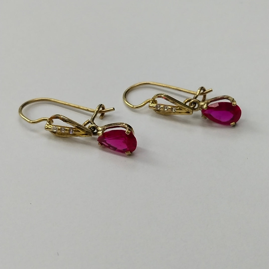 ARETES PAR ORO 10 K 1.8 GRMS (SEMINUEVO)