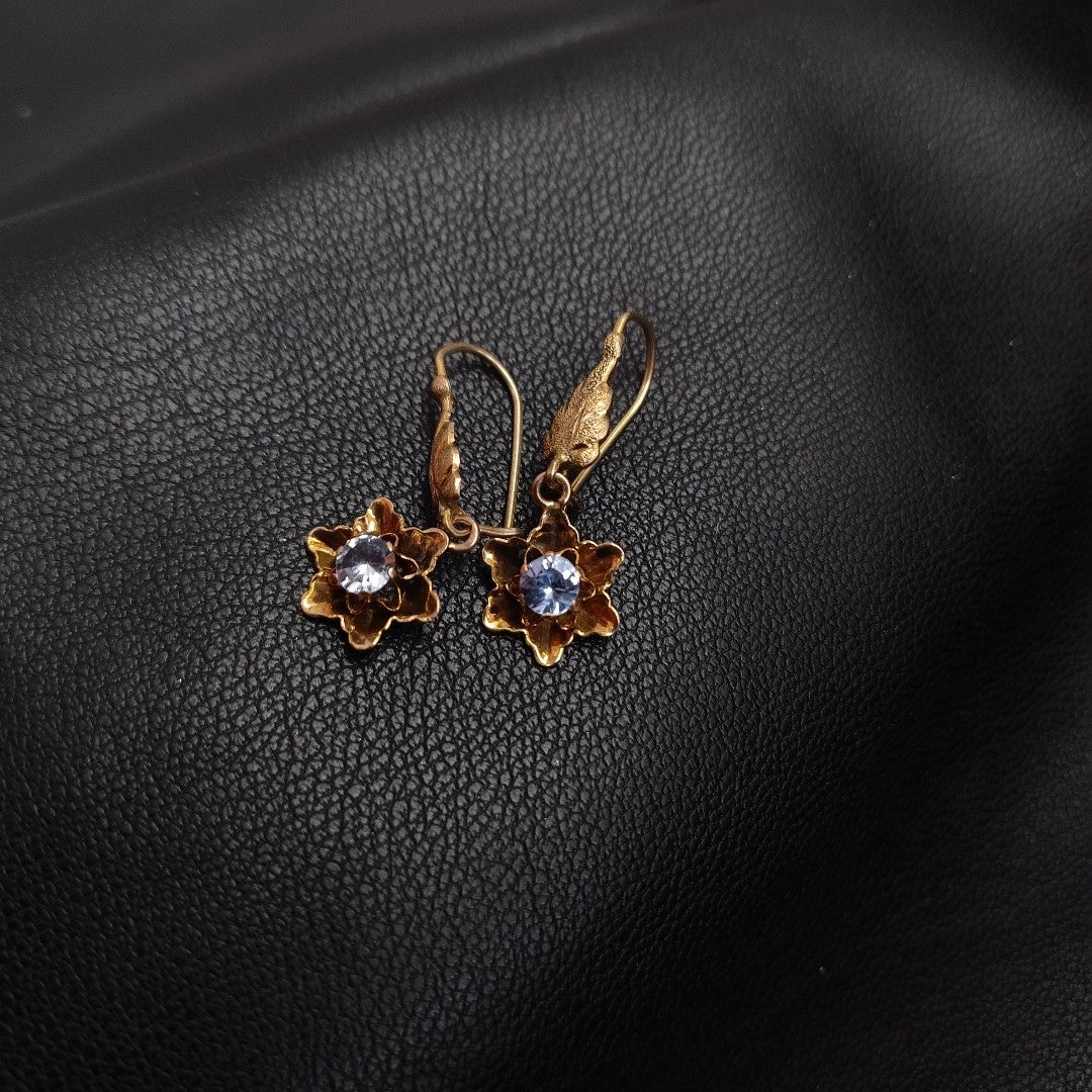 ARETES PAR ORO 8 K 0,90 GRMS (SEMINUEVO)