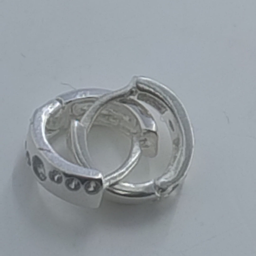 ARRACADAS C/CIRCONIAS PLATA .925 2.4 GR (NUEVO)