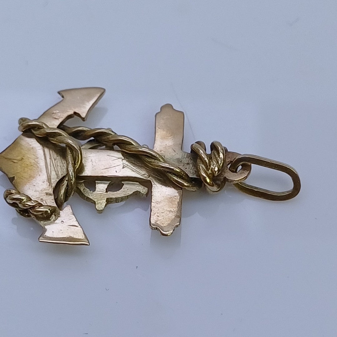 DIJE ORO 8 K 7 GRMS (SEMINUEVO)