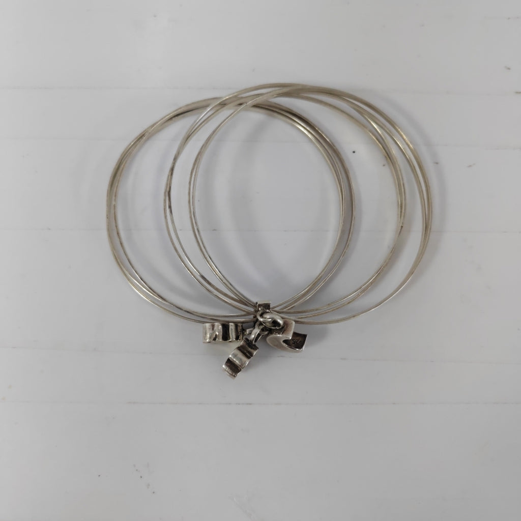 PULSERA RIGIDA PLATA 26.1 GRMS (SEMINUEVO)
