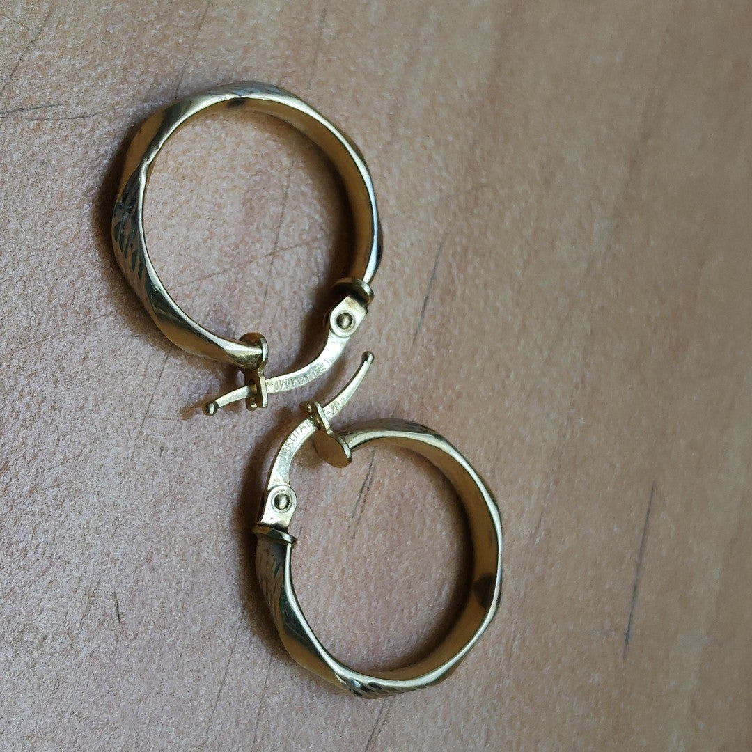 ARRACADAS PAR ORO 14 K 1.6 GRMS (SEMINUEVO)