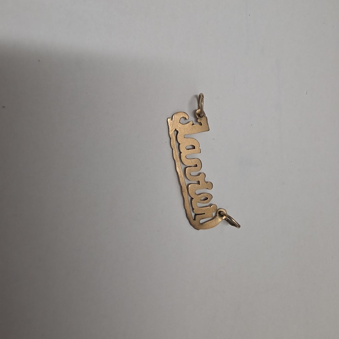 DIJE ORO 10 K 0.9 GRMS (SEMINUEVO)