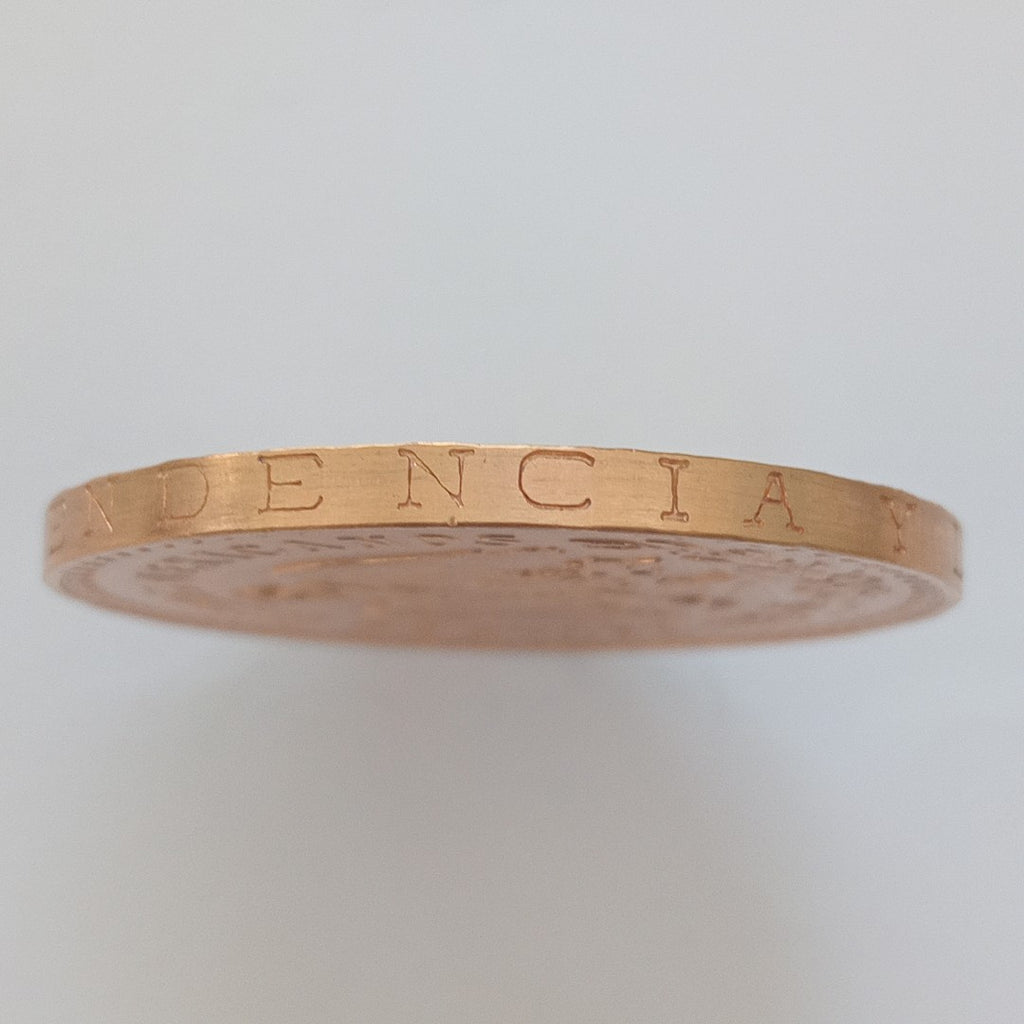 K1 41.6 GRMS 21 K IDENTIFICACIÓN MONEDA NOMINATIVA MONEDAS PESOS 50 PESO (SEMINUEVO)