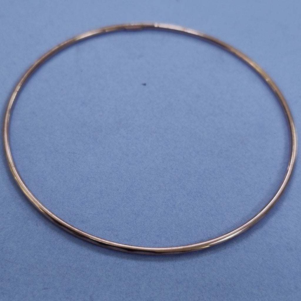 PULSERA RIGIDA ORO 10 K 2.1 GRMS (SEMINUEVO)