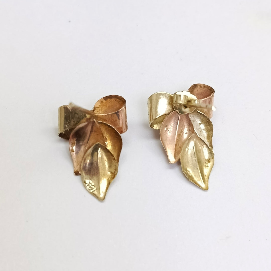 ARETES PAR ORO,ORO COMBINADO 8 K 1,70 GRMS (SEMINUEVO)