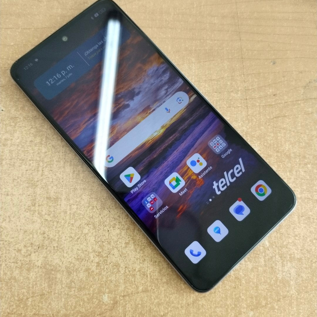 CELULAR OPPO A40 CPH2669 (2024) 256 GB 4 GB RAM (SEMINUEVO)