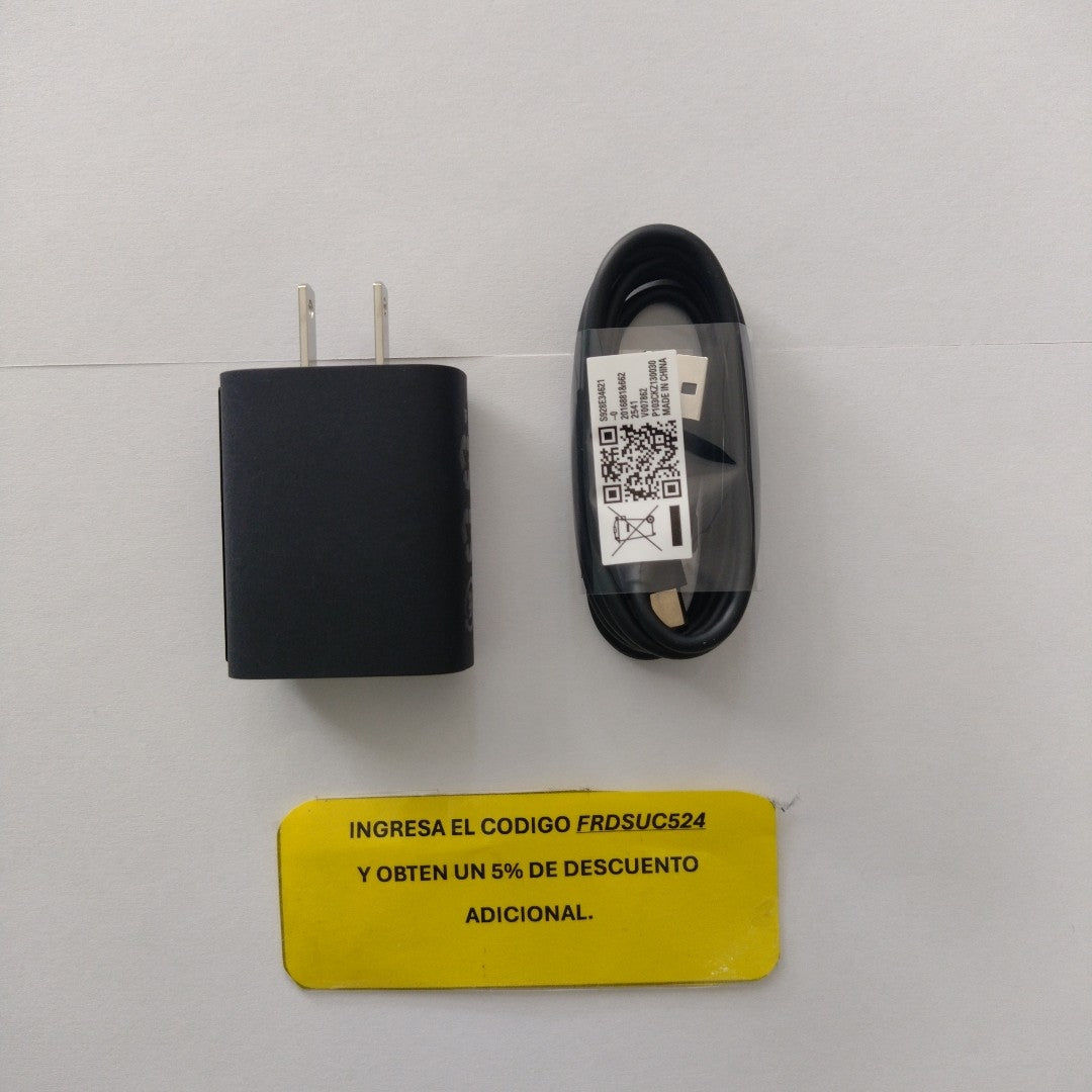 CELULAR MOTOROLA G17 XT2623-1 (2026) 256 GB 4 GB RAM (SEMINUEVO)