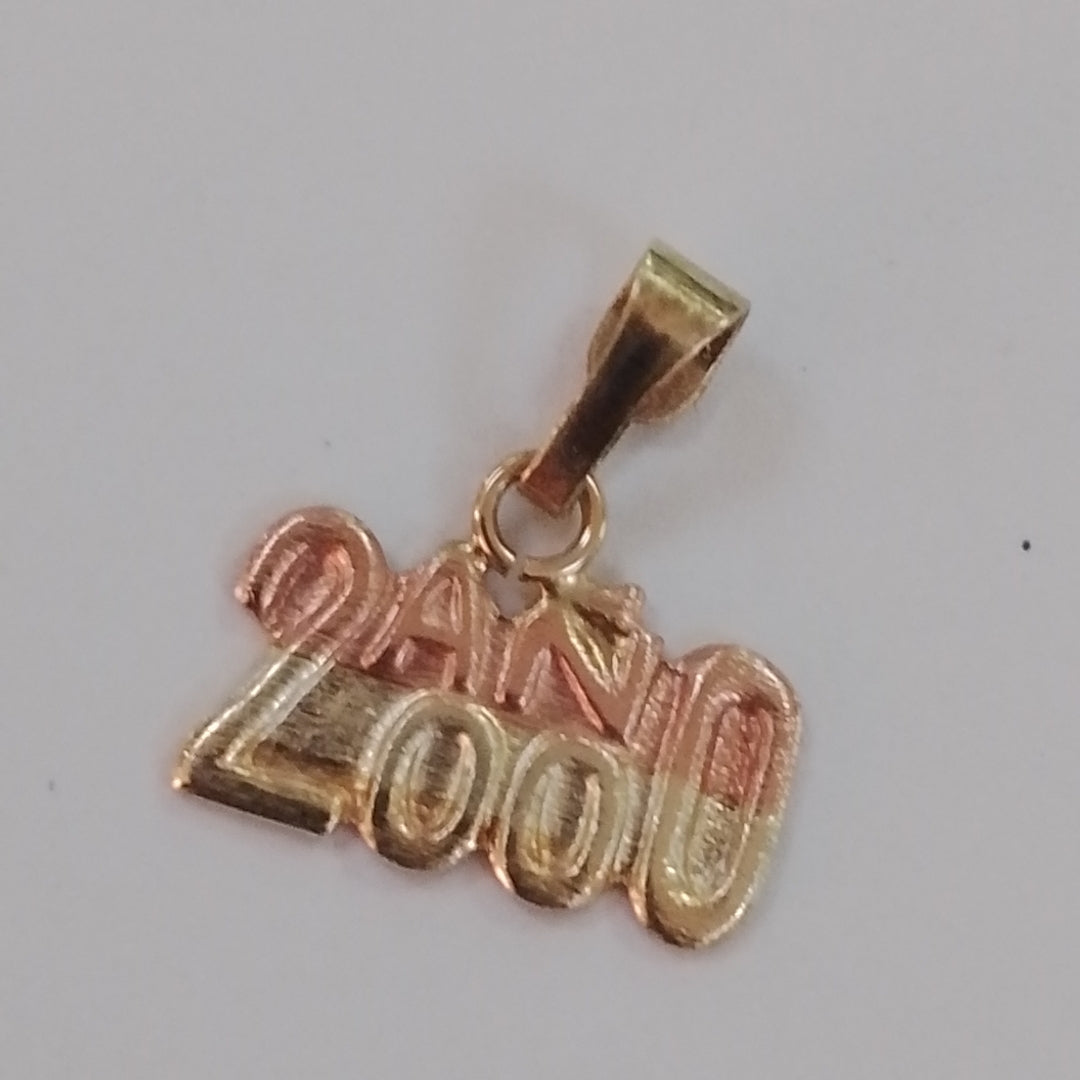 DIJE ORO COMBINADO 8 K 0,60 GRMS (SEMINUEVO)