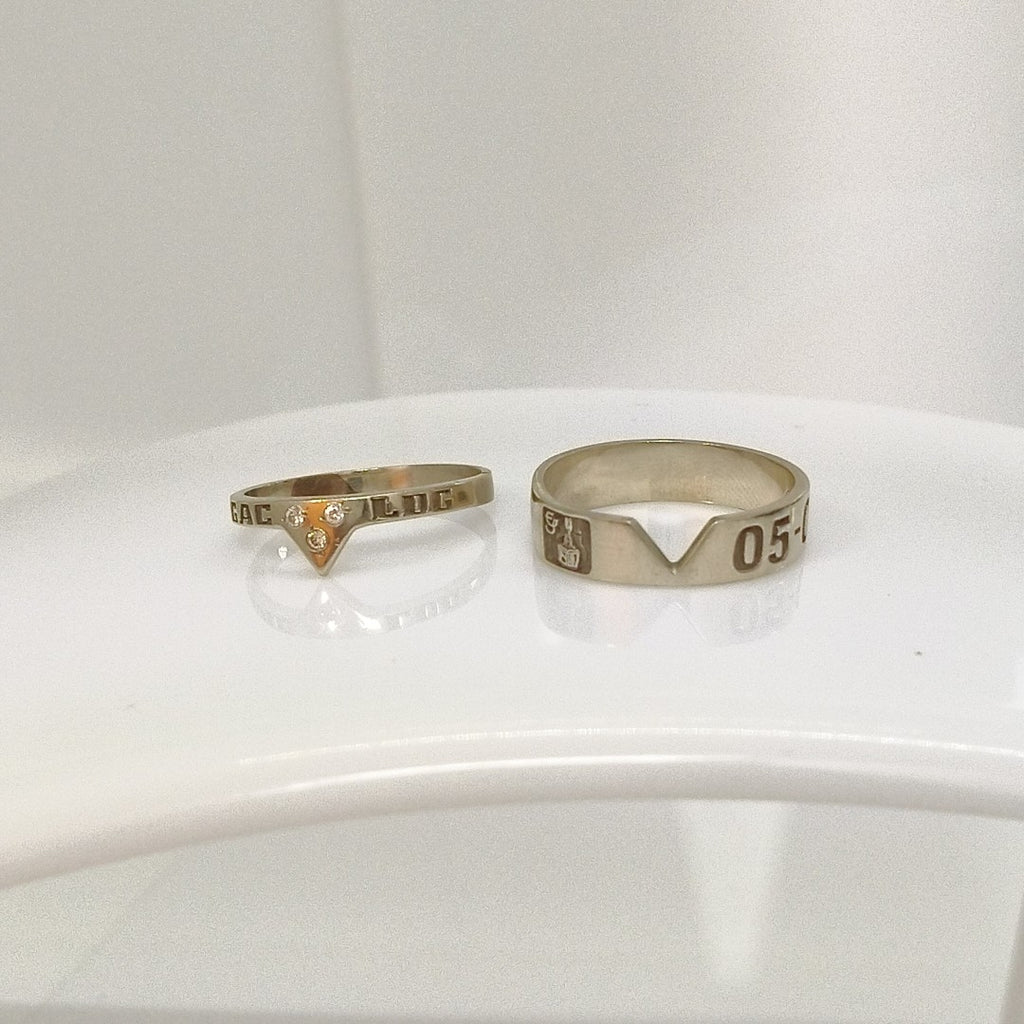 ANILLO DE GRADUACIÓN ORO 14 K 4,70 GRMS (SEMINUEVO)