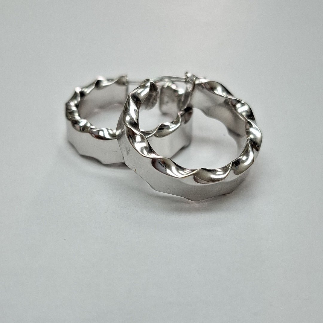 ARETES PAR ORO BLANCO 14 K 4,60 GRMS (SEMINUEVO)