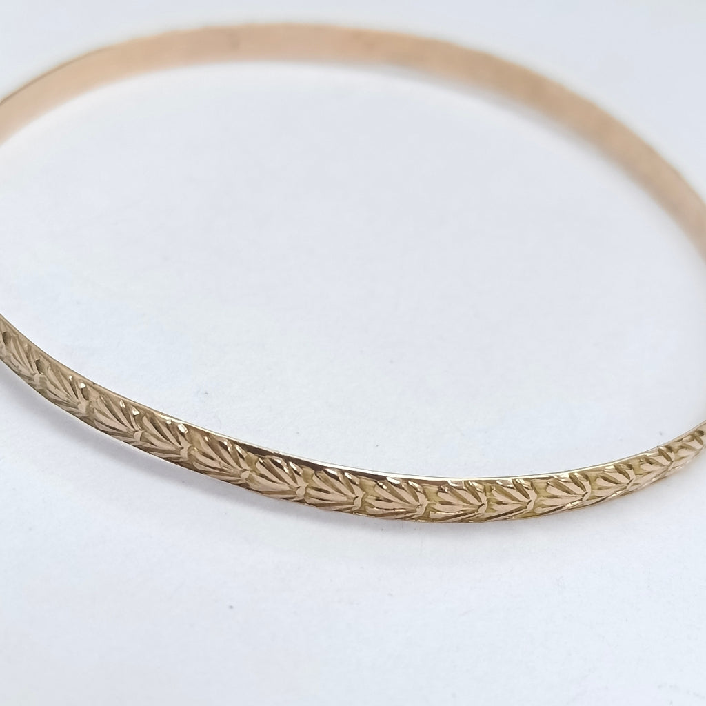 PULSERA RIGIDA ORO 8 K 5.5 GRMS (SEMINUEVO)
