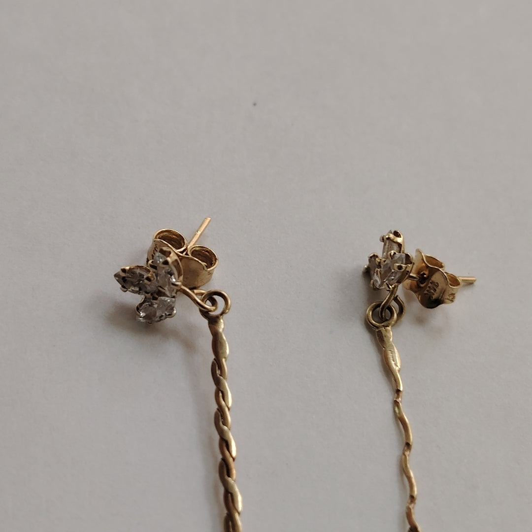 ARETES PAR ORO 14 K 1.7 GRMS (SEMINUEVO)