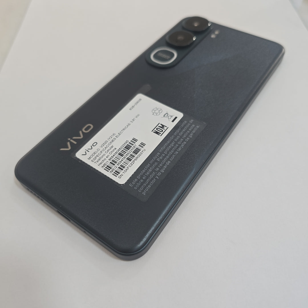 CELULAR VIVO Y21D V2520 (2025) 256 GB 6 GB RAM (SEMINUEVO)