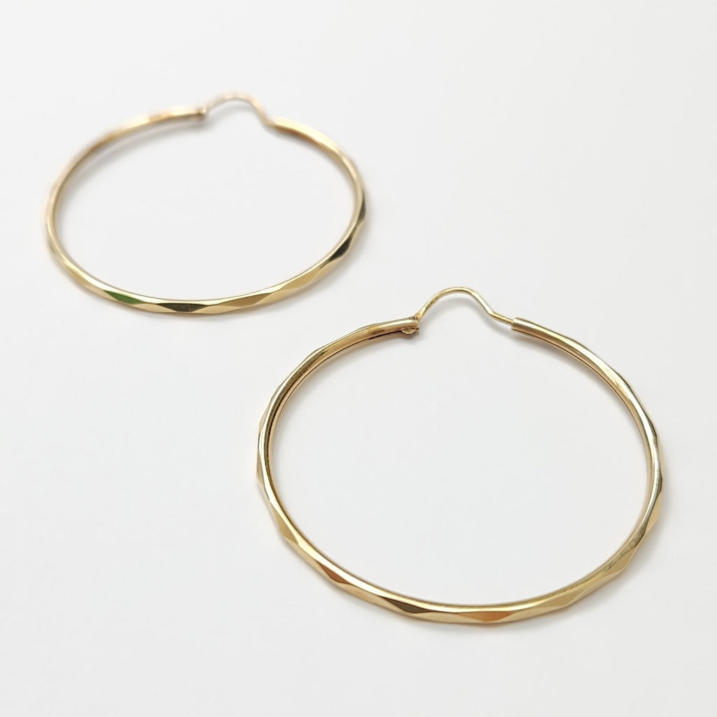 ARRACADAS PAR ORO 14 K 3.1 GRMS (SEMINUEVO)