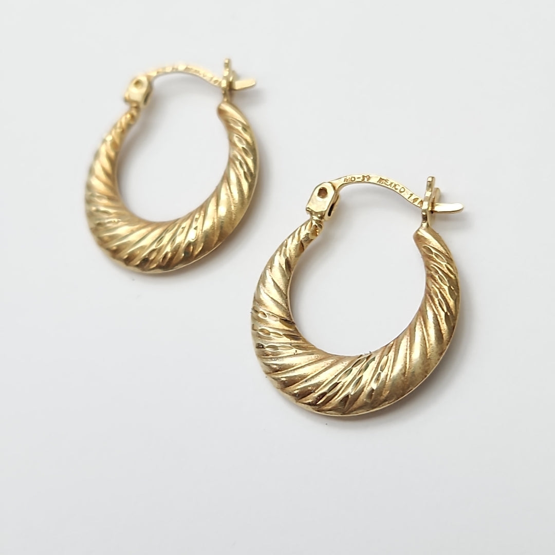 ARRACADAS PAR ORO 14 K 1.5 GRMS (SEMINUEVO)