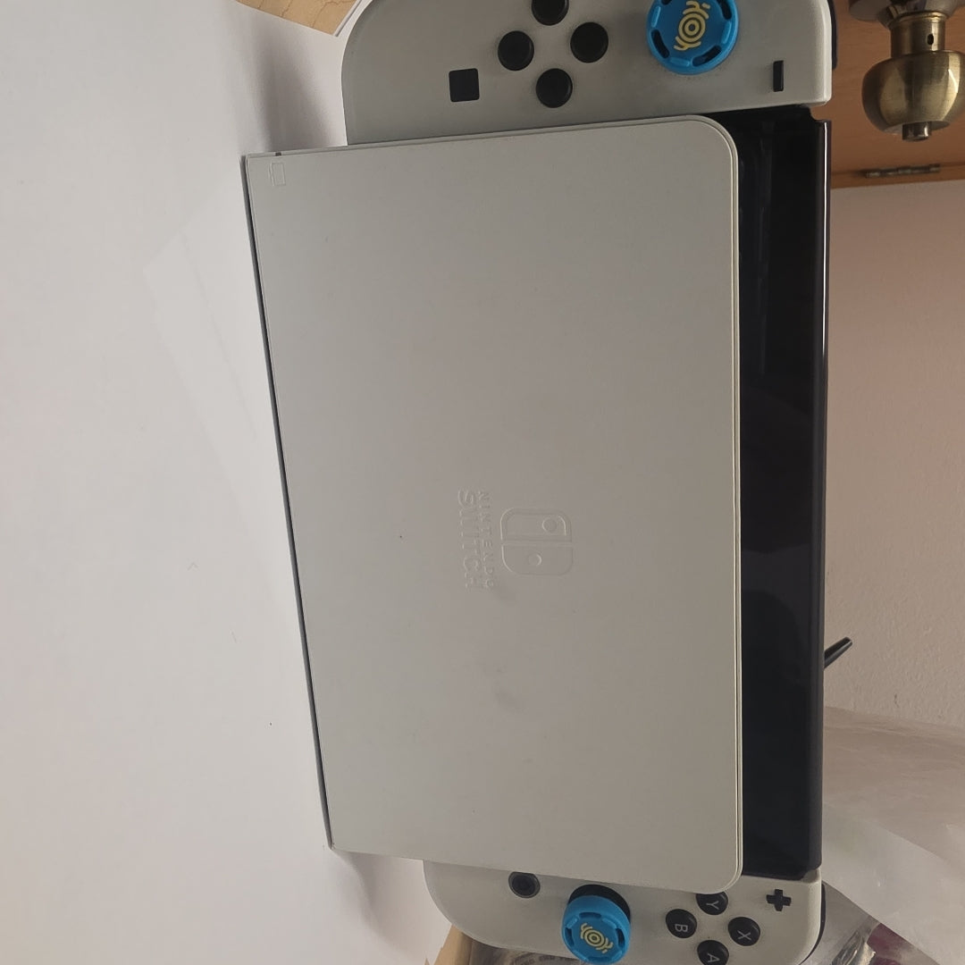 CONSOLA DE VIDEOJUEGO NINTENDO SWITCH OLED 64 GB (SEMINUEVO)