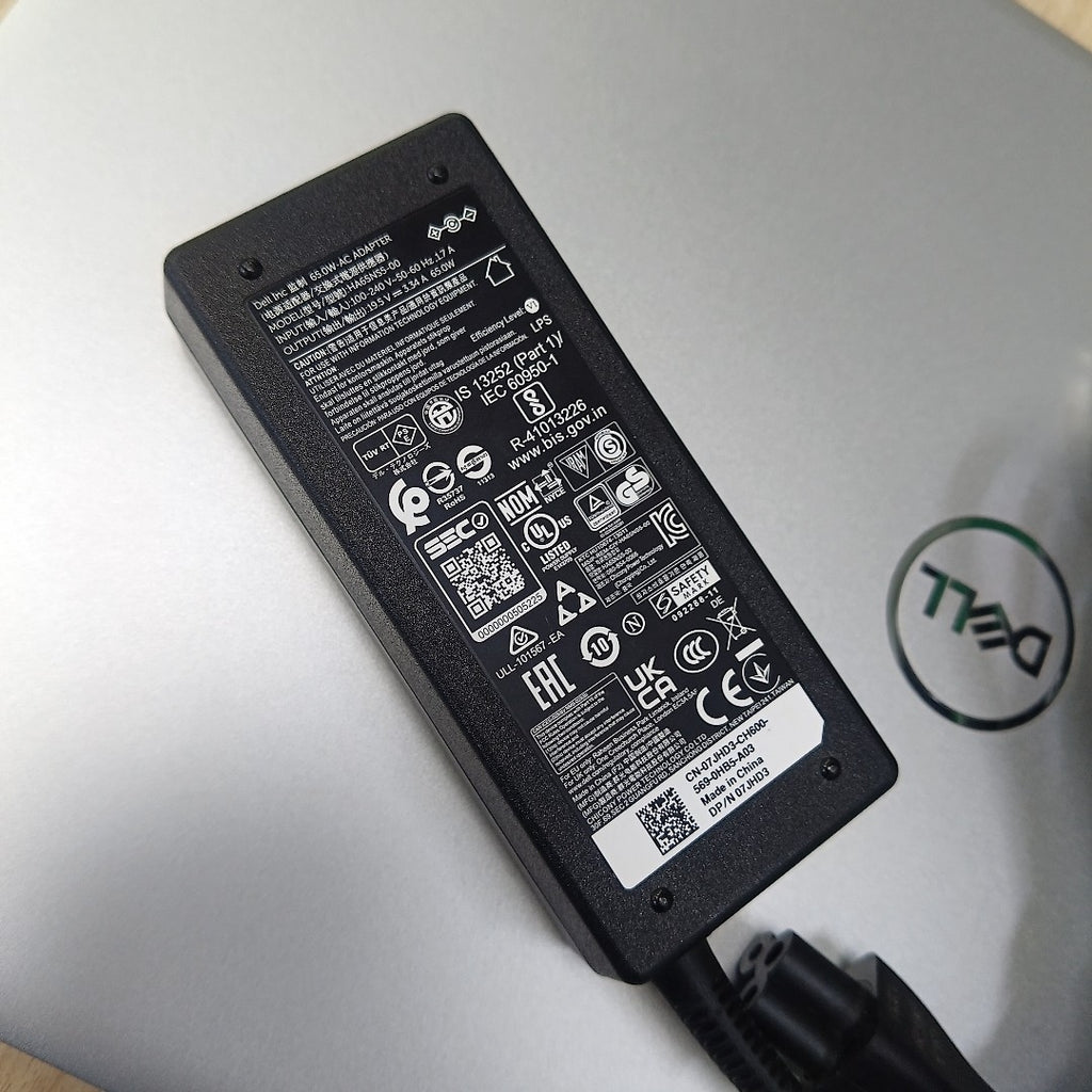 LAPTOP DELL 15 DC15255 (2025) 512 GB SSD 8 GB RAM (SEMINUEVO)