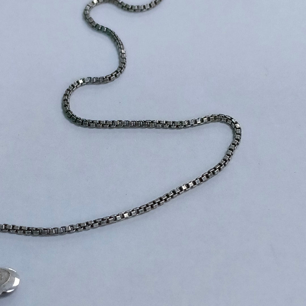 CADENA, DIJE PLATA 3.9 GRMS (SEMINUEVO)