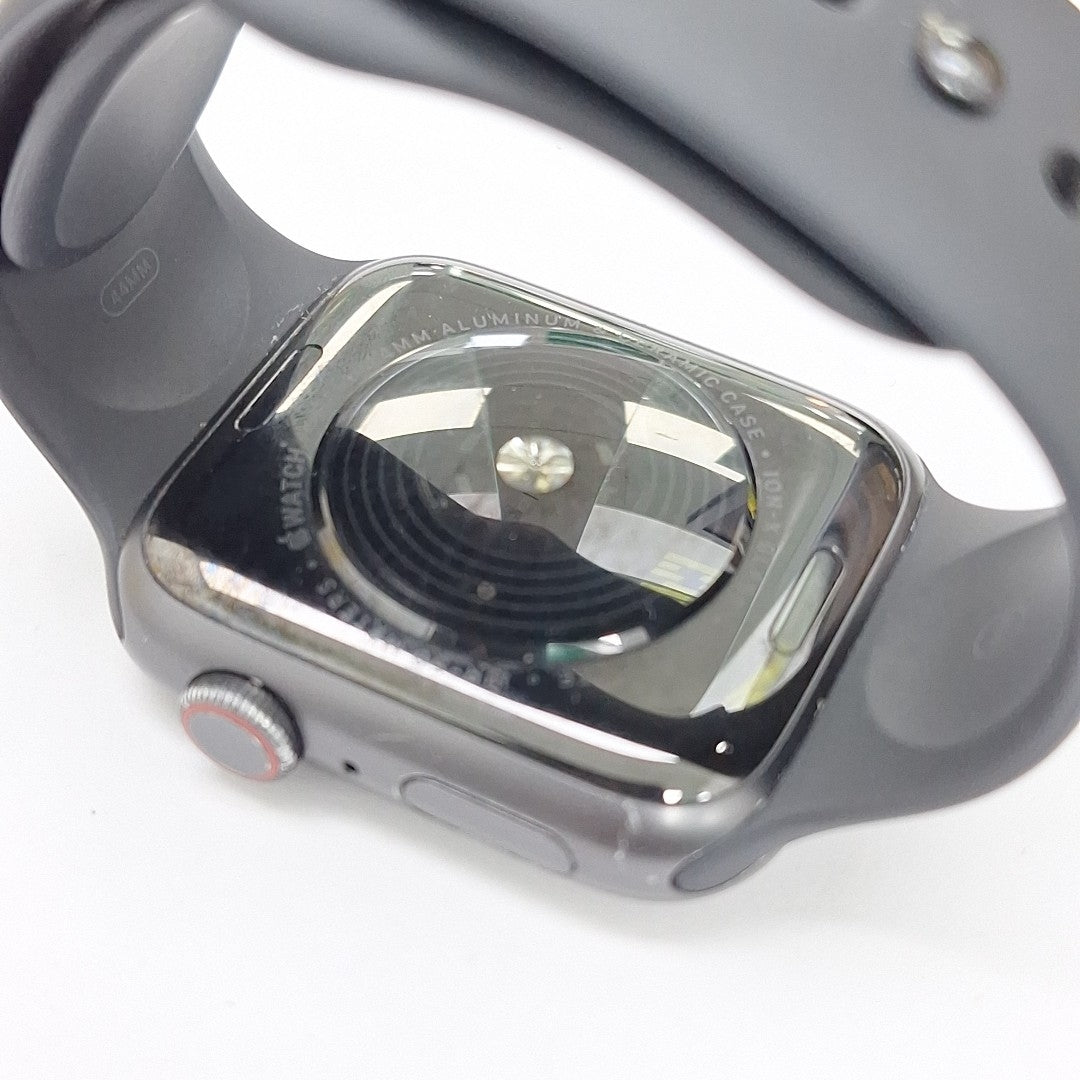 SMARTWATCH APPLE SE ALUMINIO A2354 44 MM GPS + CELULAR (SEMINUEVO)