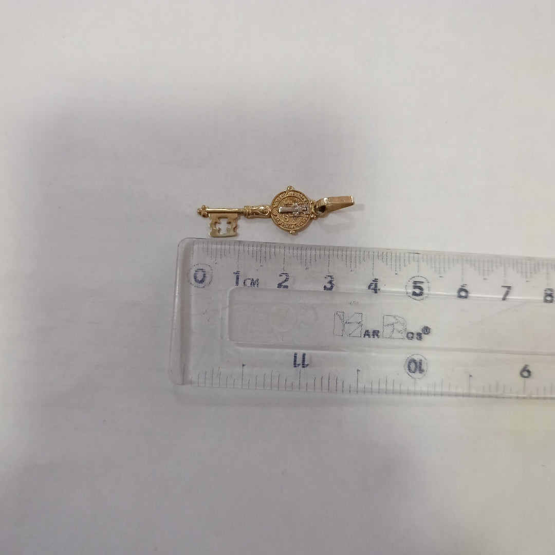 DIJE ORO 10 K 1.1 GRMS (SEMINUEVO)