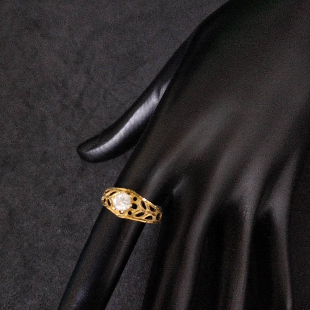 SOLITARIO ORO 14 K 1.8 GRMS (SEMINUEVO)