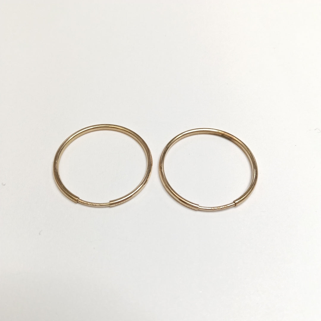 ARRACADAS PAR ORO 10 K 1.7 GRMS (SEMINUEVO)