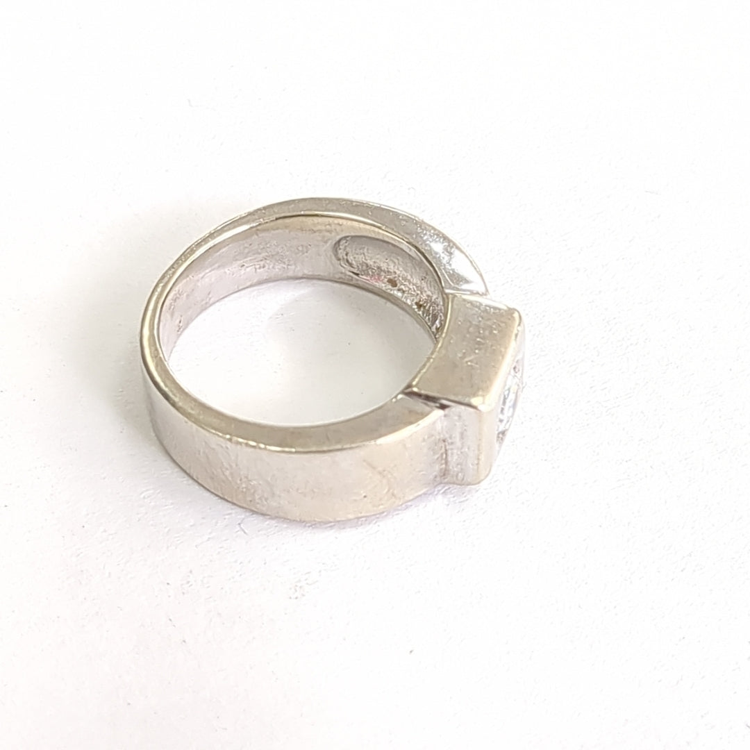 ANILLO ORO BLANCO 14 K 8.3 GRMS (SEMINUEVO)
