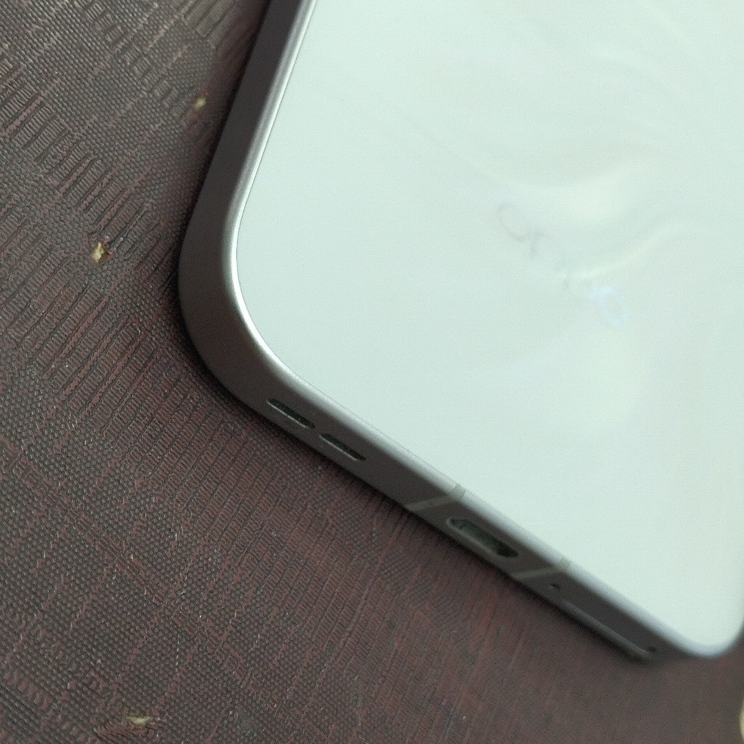 CELULAR OPPO RENO14 5G CPH2737 (2025) 512 GB 12 GB RAM (SEMINUEVO)