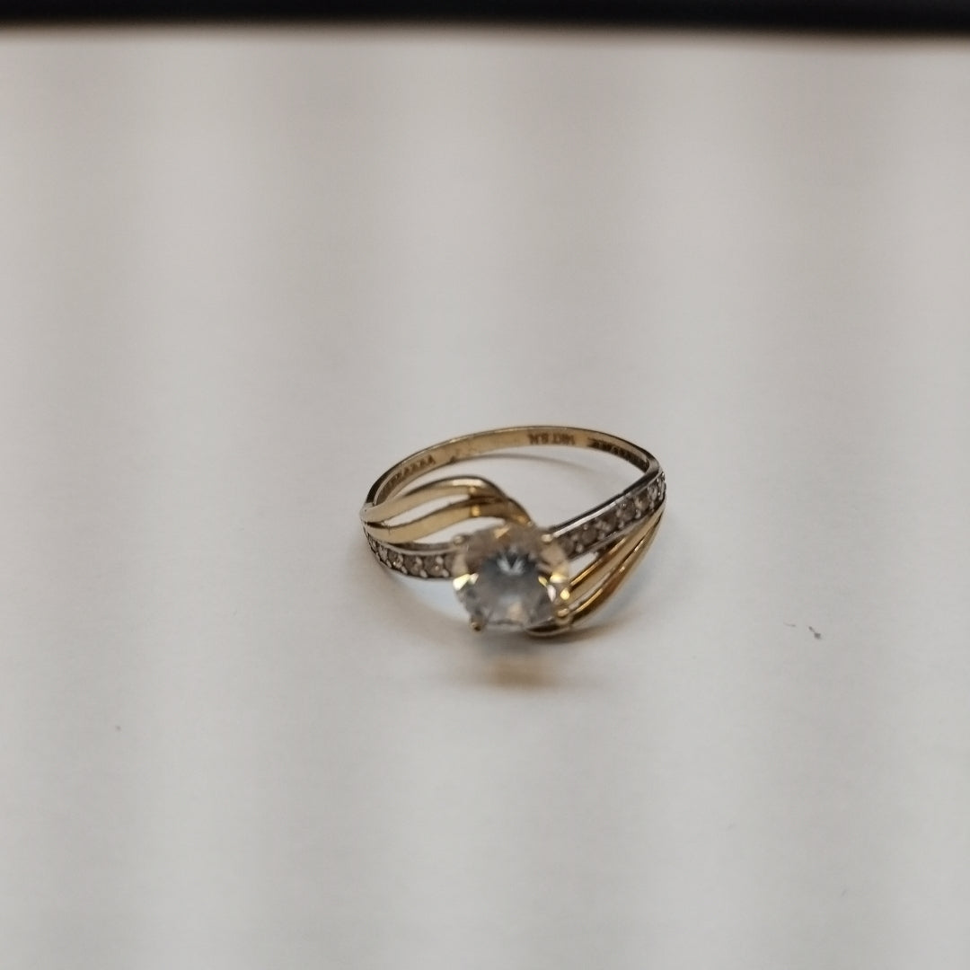 SOLITARIO ORO 14 K 1.7 GRMS (SEMINUEVO)