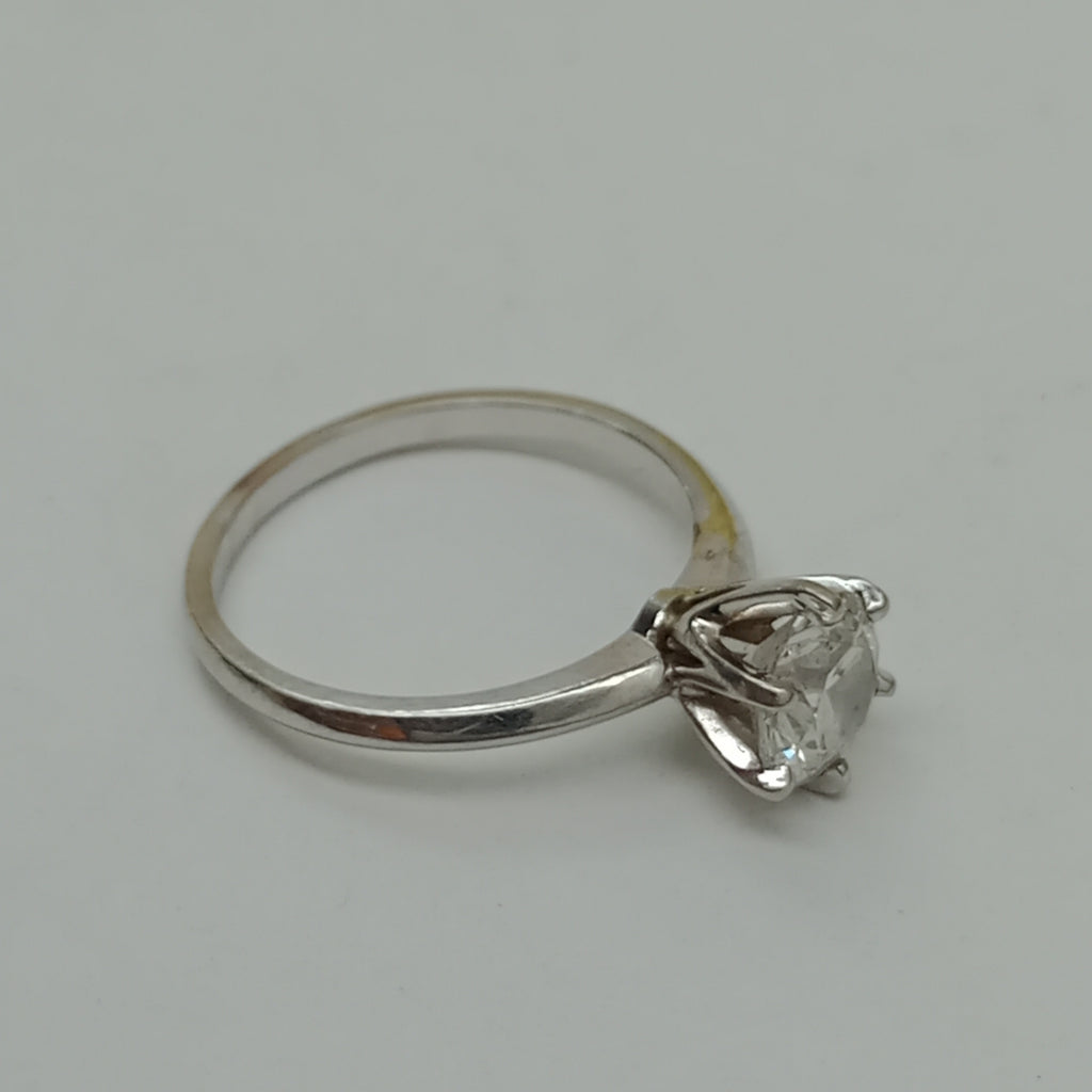 SOLITARIO ORO 14 K 2,40 GRMS (SEMINUEVO)