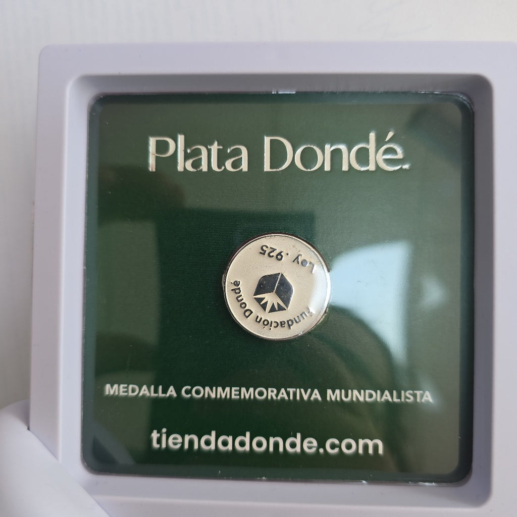 MEDALLA CONMEMORATIVA FRD FÚTBOL MOTIVO QUETZALCÓATL PLATA .925 11.9 GR (NUEVO)