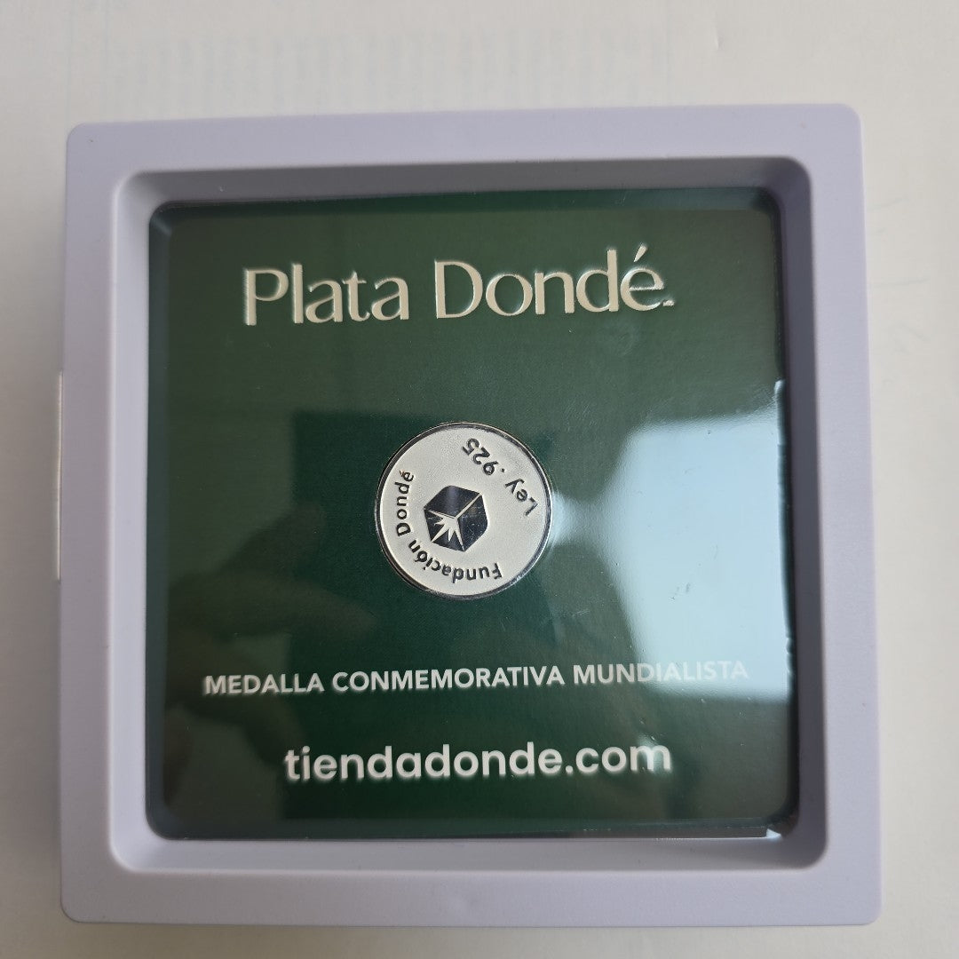 MEDALLA CONMEMORATIVA FRD FÚTBOL MOTIVO COLIBRI PLATA .925 8 GR (NUEVO)