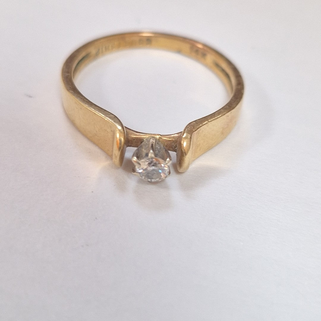 SOLITARIO ORO 10 K 2,60 GRMS (SEMINUEVO)