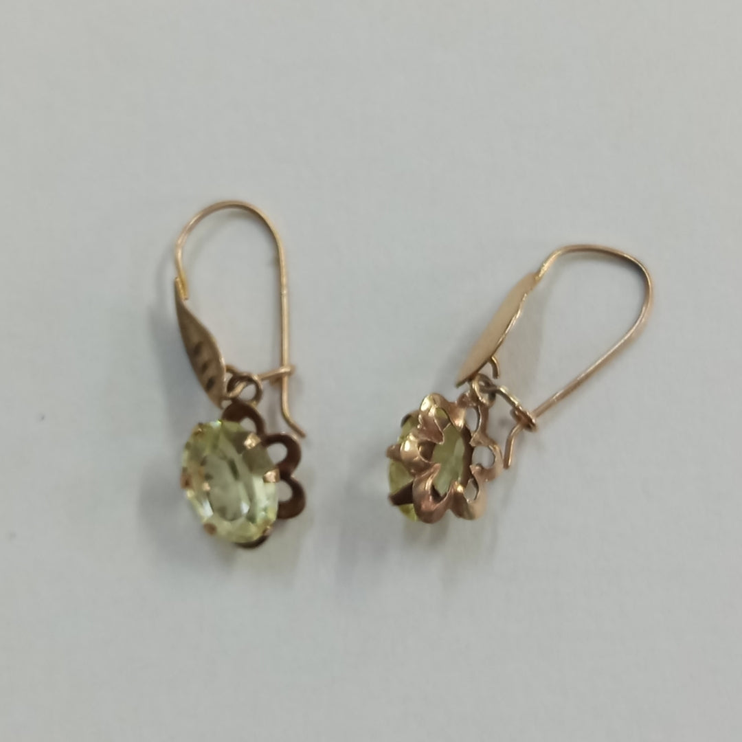 ARETES PAR ORO 8 K 1.2 GRMS (SEMINUEVO)